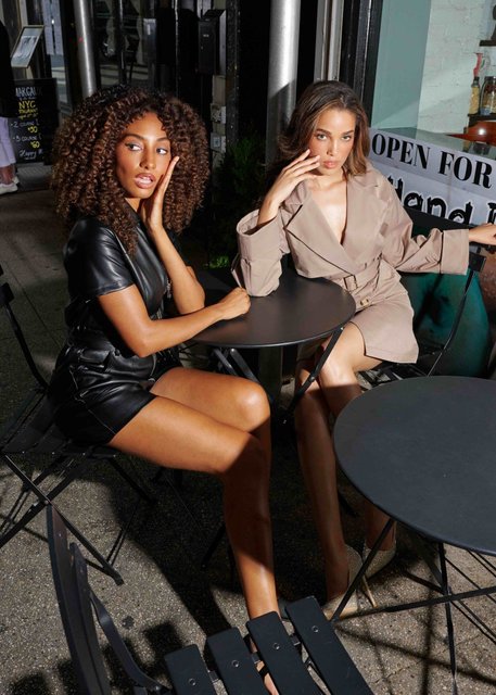 our fall mood 🤎☕

#bebebabe #fallfashion