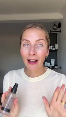 Make waves with the NEW theinkeylist Hydro-Surge Dewy Face Mist 💦

This ultra-fine, cloud-light mist blends marine water and cucumber extract to veil skin in a cool kiss of soothing hydration and enhance your natural radiance 🌧️✨

Tap to shop!