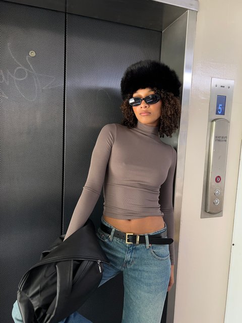 L&t Mock Neck Long Sleeve T-Shirt Taupe