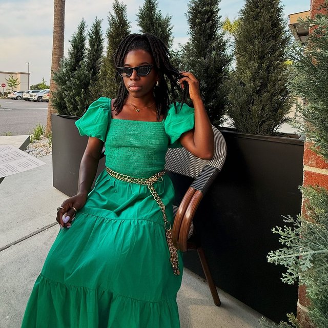 6 months has gone by, and through all of them God has carried you and me. #green #dresses #francesas