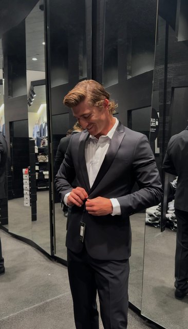 Seville Slim Tuxedo Wool Blend Suit Jacket