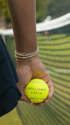 You know her for her serve. Now get to know her off the court. 🎾 Meet our partner @madisonkeys 
 
Tap through our stories for her jewelry picks 💎