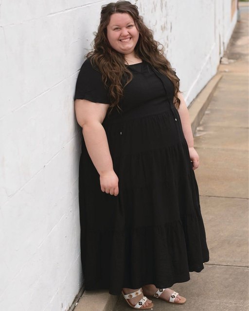 Everyone needs that perfect LBD in their closet! Check out @modestysaplus rocking the Lani Tiered Dress—your new go-to for effortless style!