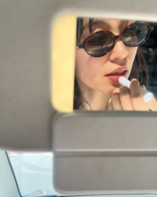 Mid-day touch-ups with Tinted Lip Balm. 💄

📷 | @judyrina