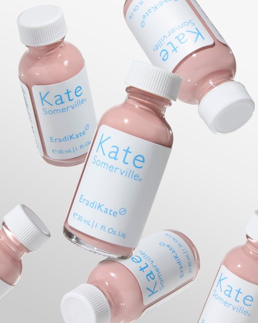 Did you know our EradiKate Acne Treatment is formulated with the highest level of sulfur allowed for clinical acne control? 👀 That 10% sulfur helps clear existing blemishes while preventing new ones from forming. 

Are you ready to improve the look of your blemishes in just ONE hour? ⏰ Shop now at KateSomerville.com or online + in-store at @UltaBeauty 🛒 

#KateSomerville #EradiKate #AcneTreatment #SkincareThatWorks #RealResults #UltaBeauty