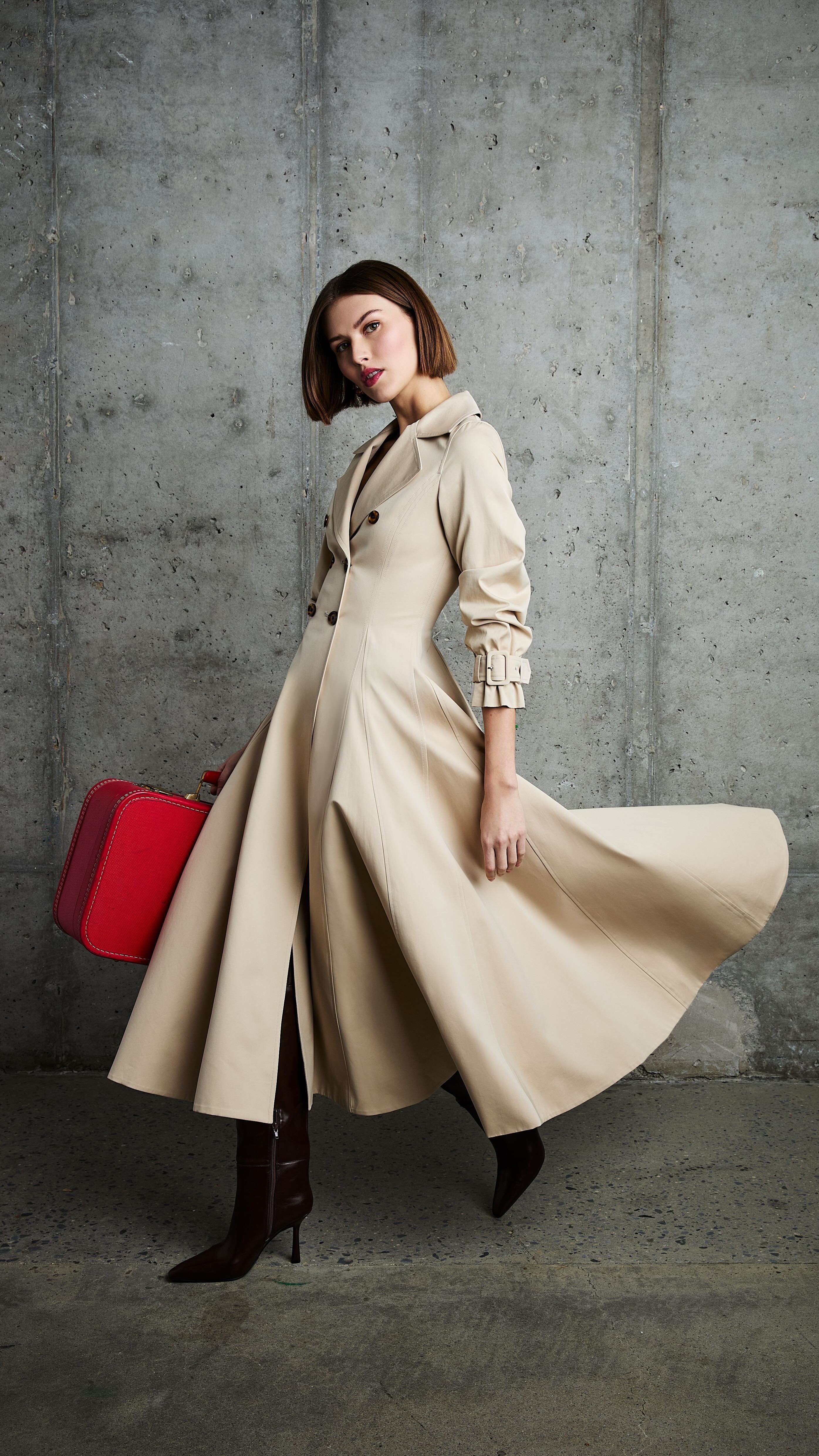 ELLIE TRENCH COAT in LATTE | ALICE + OLIVIA