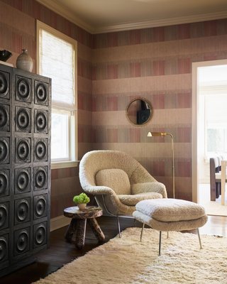 Jaxx Round Red Marble Side Table Tall - image 6 of 10