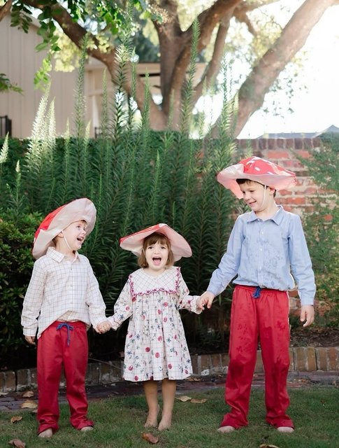 The sweetest matching moments for family dressing ❤️ 

@thenatnote