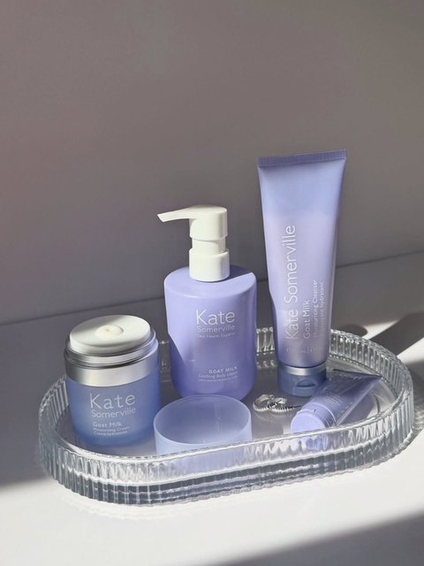 Beauty counter dreams: Goat Milk edition 💜☁️

Your winter skin essentials are here: soothing, hydrating, and barrier-loving from head to toe.

Shop the Goat Milk collection at katesomerville.com 💭