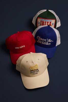 New hats just landed.
Different styles, same confidence.

#johnnybigg #menswear #fashion #mensstyle #outfit #mensfashion #bigandtallfits