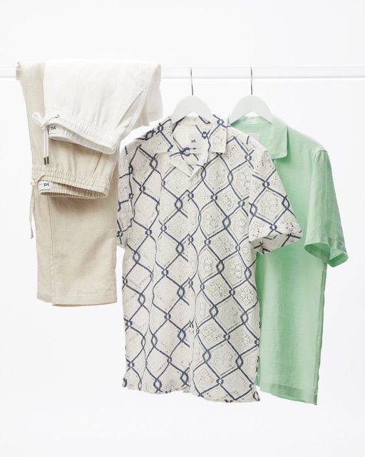 Over the group chat roasting your fits? 🤳
Time to redeem yourself with 25% off.