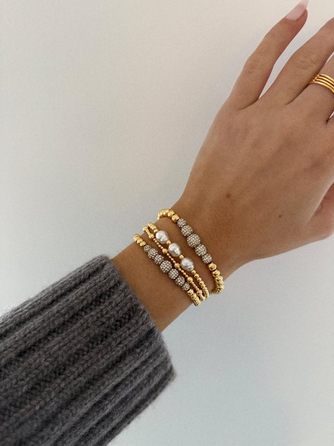 Pearl Stretch Bracelet - 3 Pearls