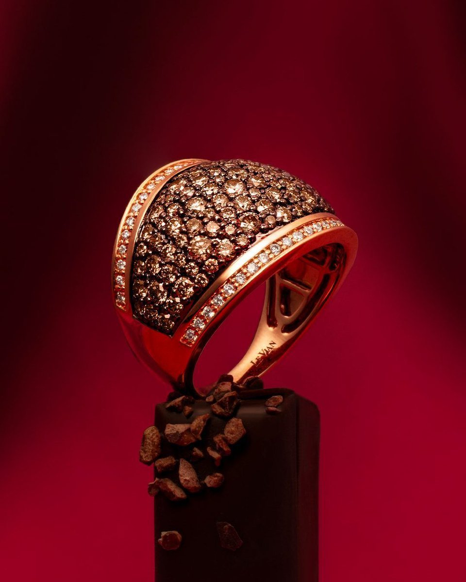 18K-Strawberry-Gold-Ring-Chocolate-diamonds-1-1-4-cts.-Vanilla