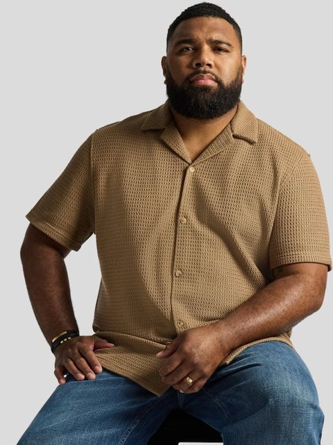 The Punt Shirt | From lunch dates to evening drinks, this shirt works for days and nights out.

#styleinspo #casualstyle #axlandco #plussizemenswear