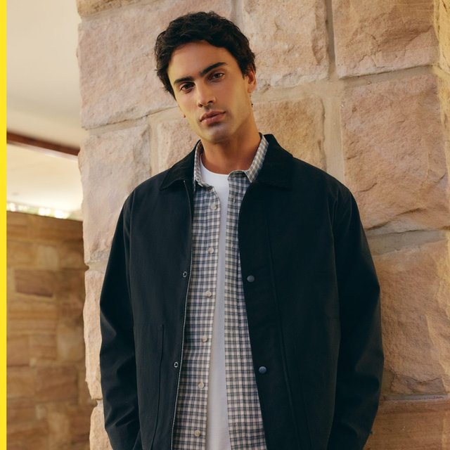 This autumn at Connor_Clothing it’s all about smarter layers that work as hard as you do. Think casual jackets over knit polos, relaxed denim paired with sharp suiting pieces - easy combinations that move from weekday meetings to weekend catch‑ups. 🍂