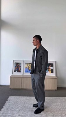 GRWM but she’s just hit you with “i wanna post a cute pic tonight btw” edition 📸

ft. @jessewmorris in our Phoenix Pinstripe Co-ord