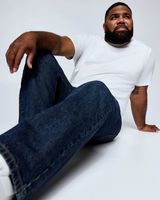 Made to last, styled to move. Our new denim line-up in now online and in selected stores.

#newarrivals #axlandco #denim #jeans #mensfashion