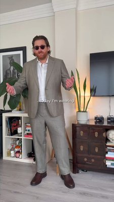 Meet the Marco Linen Blend Suit. 

Lightweight, breathable and tailored to impress. Pair it with the matching pants for a look that does all the talking.

#JohnnyBigg #BigandTall #Menswear #MensOutfits #BigMenOutfits #MensWinterStyle