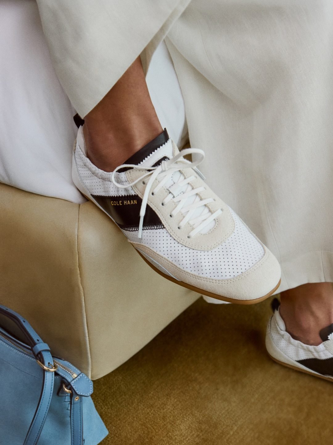COLE HAAN ホワイトレザースニーカー24 Women's GrandPrø Travina Sneakers in White | Cole Haan