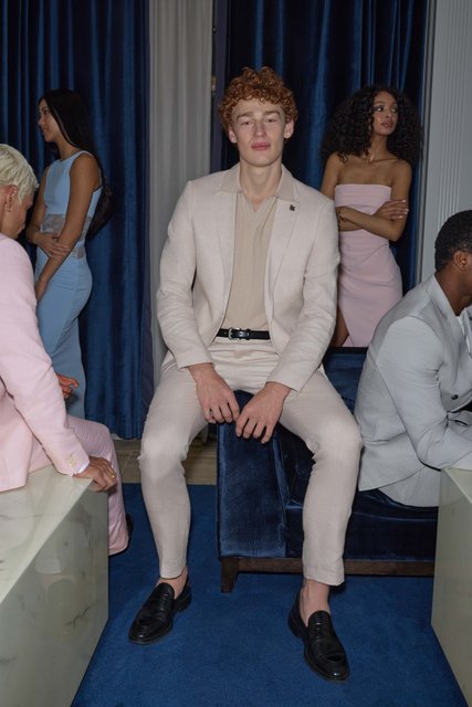 Chief Skinny Fit Suit